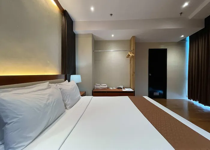 Golden Peak & Hotel Cebu Stadt